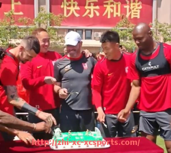 杏彩体育-2009赛季火箭队比赛视频与精彩瞬间剪辑