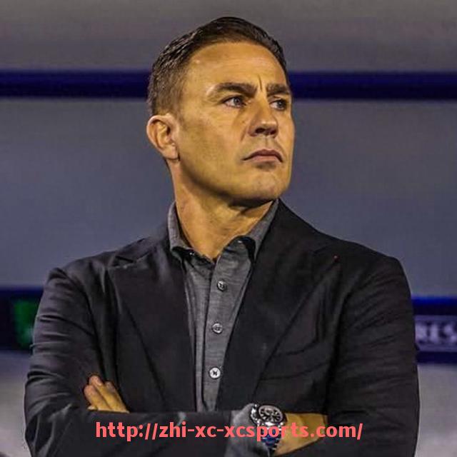 杏彩体育-法甲球队在2025赛季中的竞技状态波动趋势分析